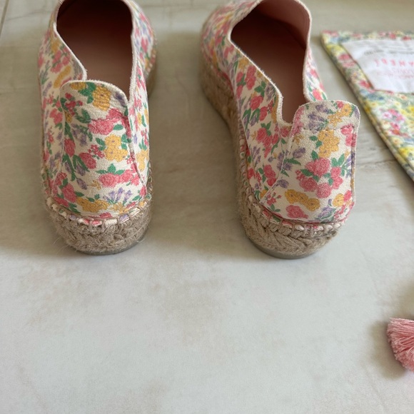 MANEBI X LOVE SHACK FANCY - Picture 6 of 11